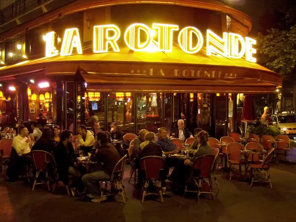 La brasserie La Rotonde, café mythique de Montparnasse