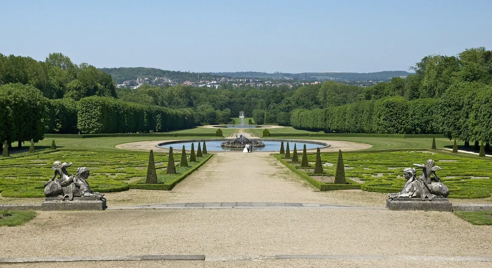 Château de Champs-sur-Marne vu depuis les jardins