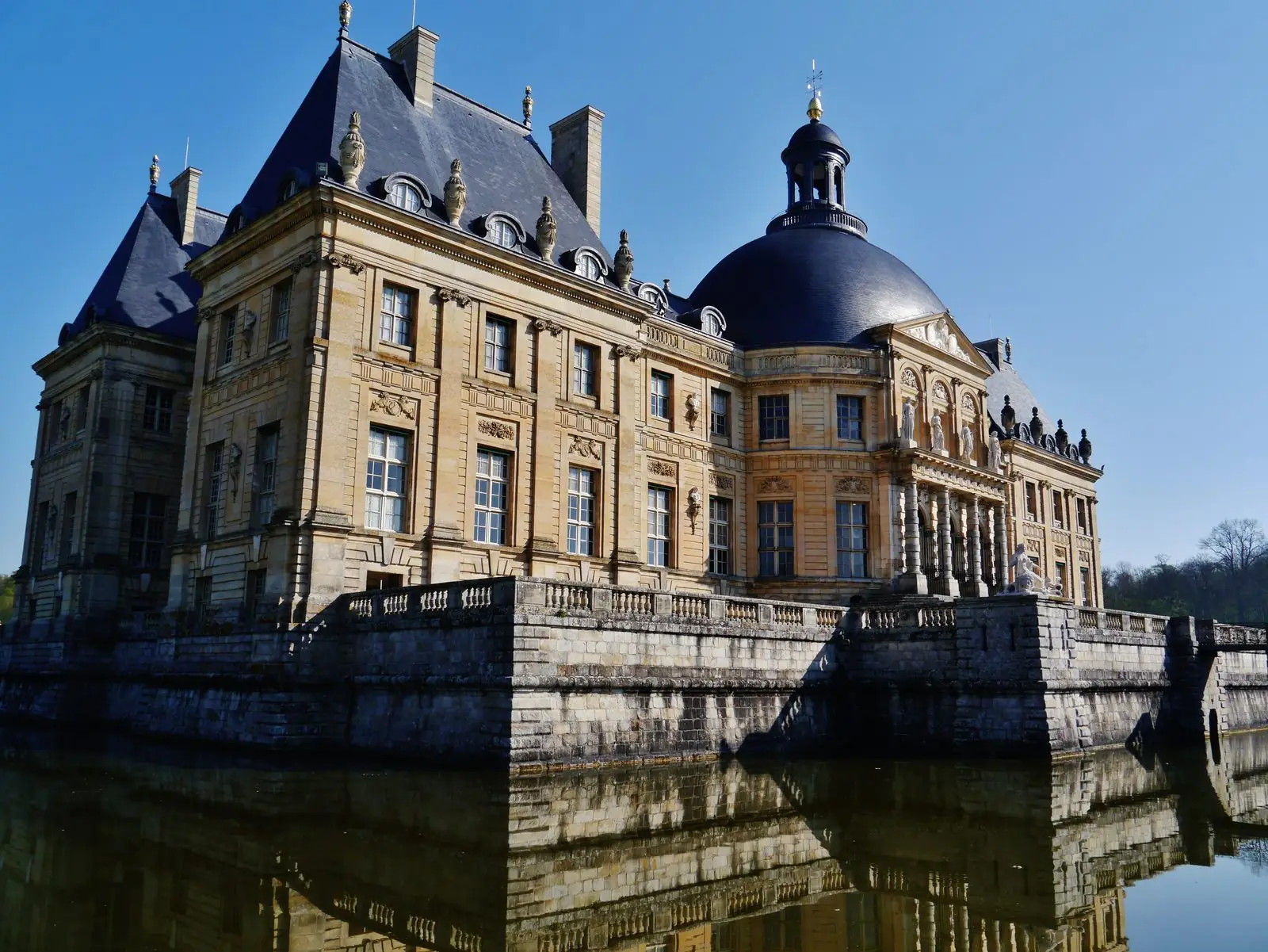 Coupole et perspective du château de Vaux-le-Vicomte