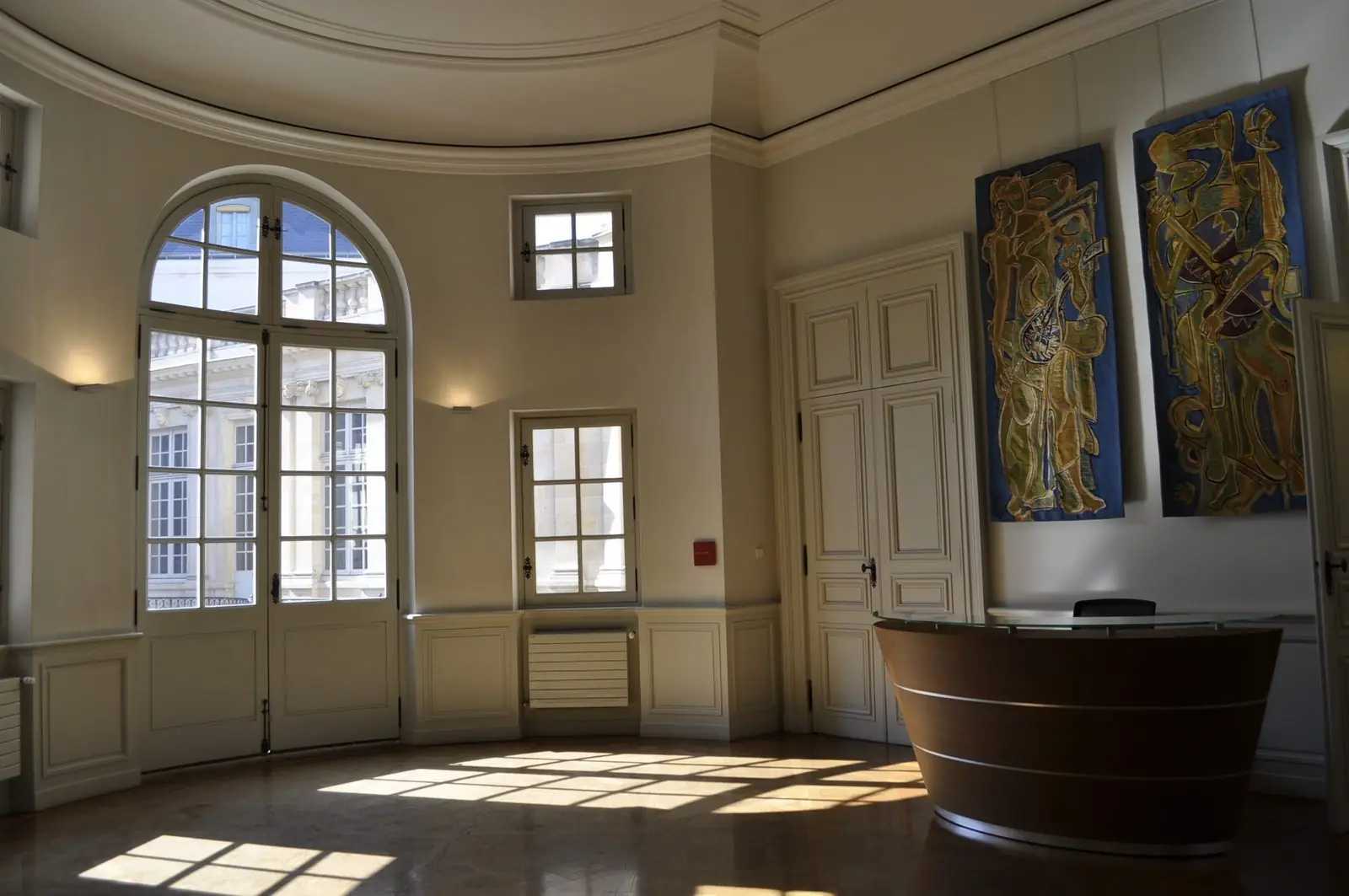 La cour d'honneur du XVIIe siècle de l'Hôtel de Beauvais