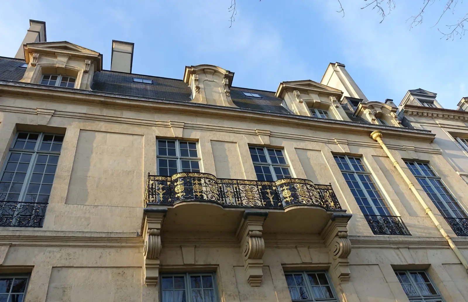Le balcon de l'hôtel de Lauzun, sur l'île Saint-Louis