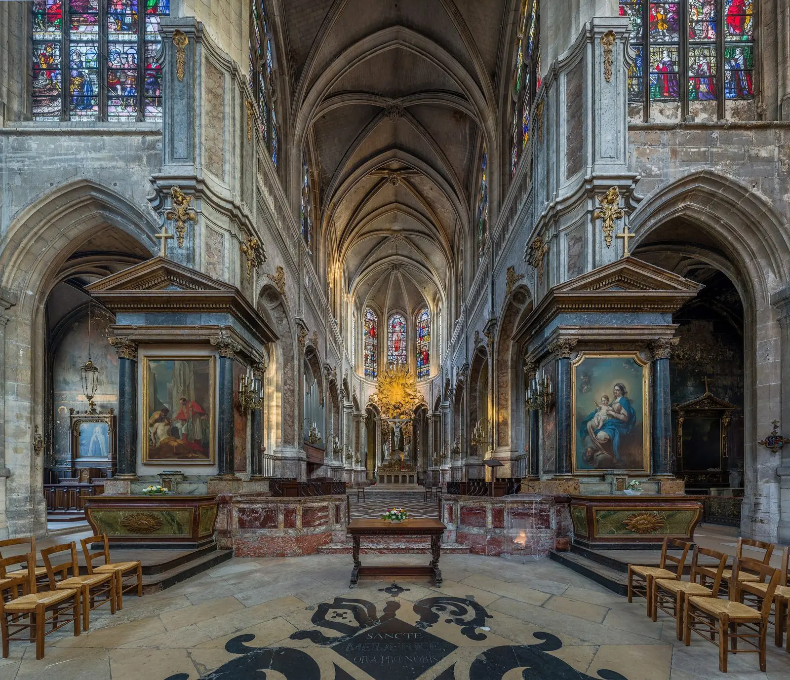 La Tour Saint-Jacques, vestige gothique lié à l'alchimie parisienne