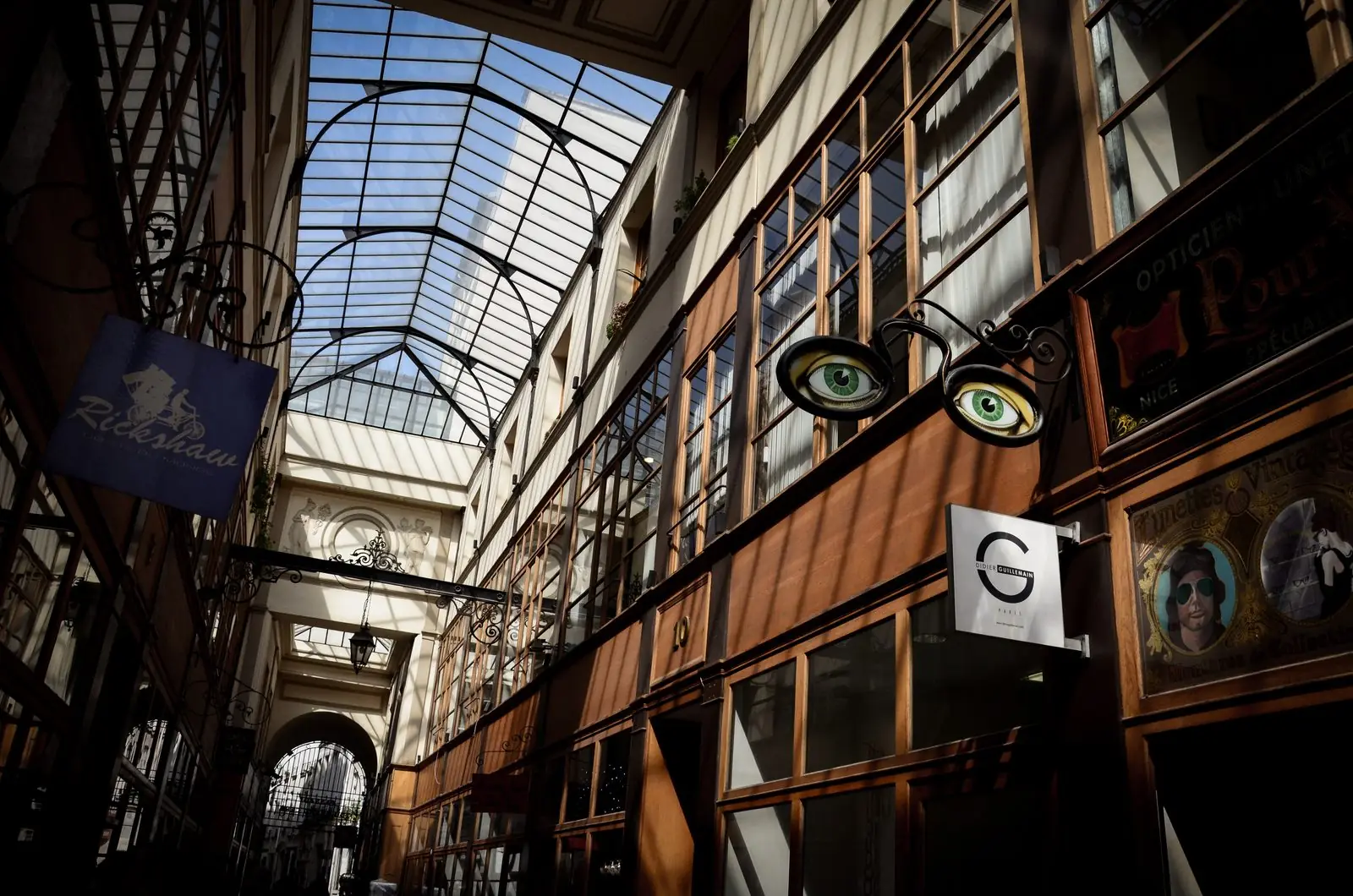 Le passage du Grand-Cerf et sa verrière, dans le Sentier