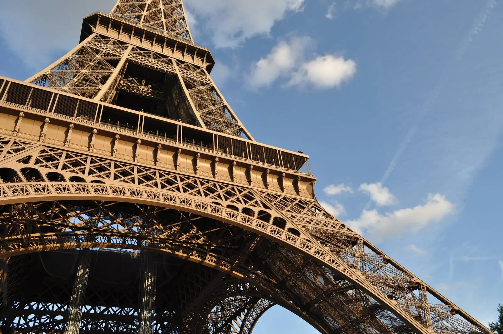 La tour Eiffel vue depuis les jardins du Trocadéro
